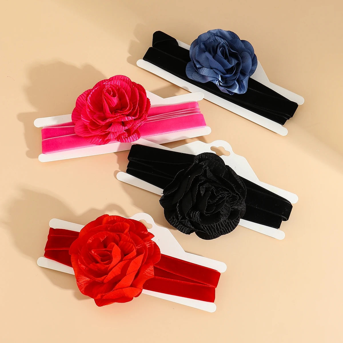 Rose flower velvet choker